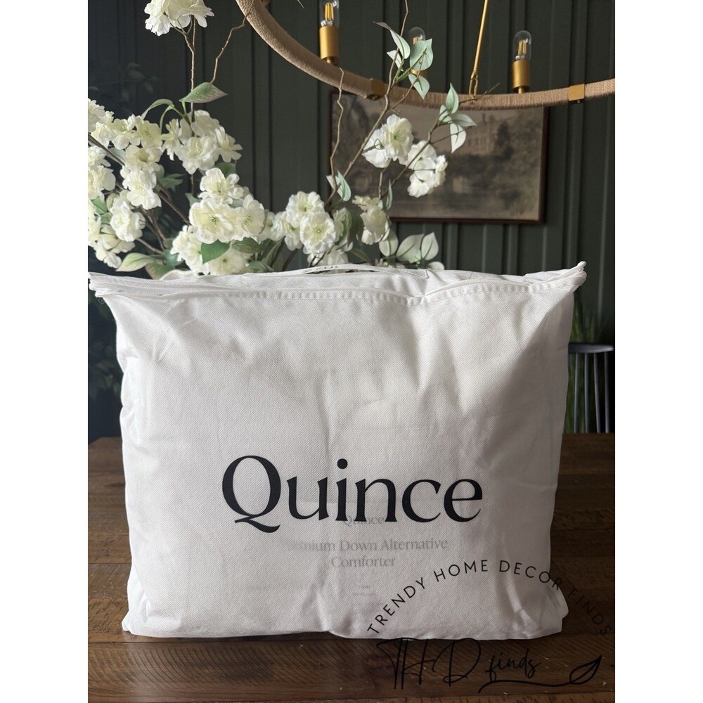 New Quince TWIN  Lightweight Premium Down Alternative Comforter All Season